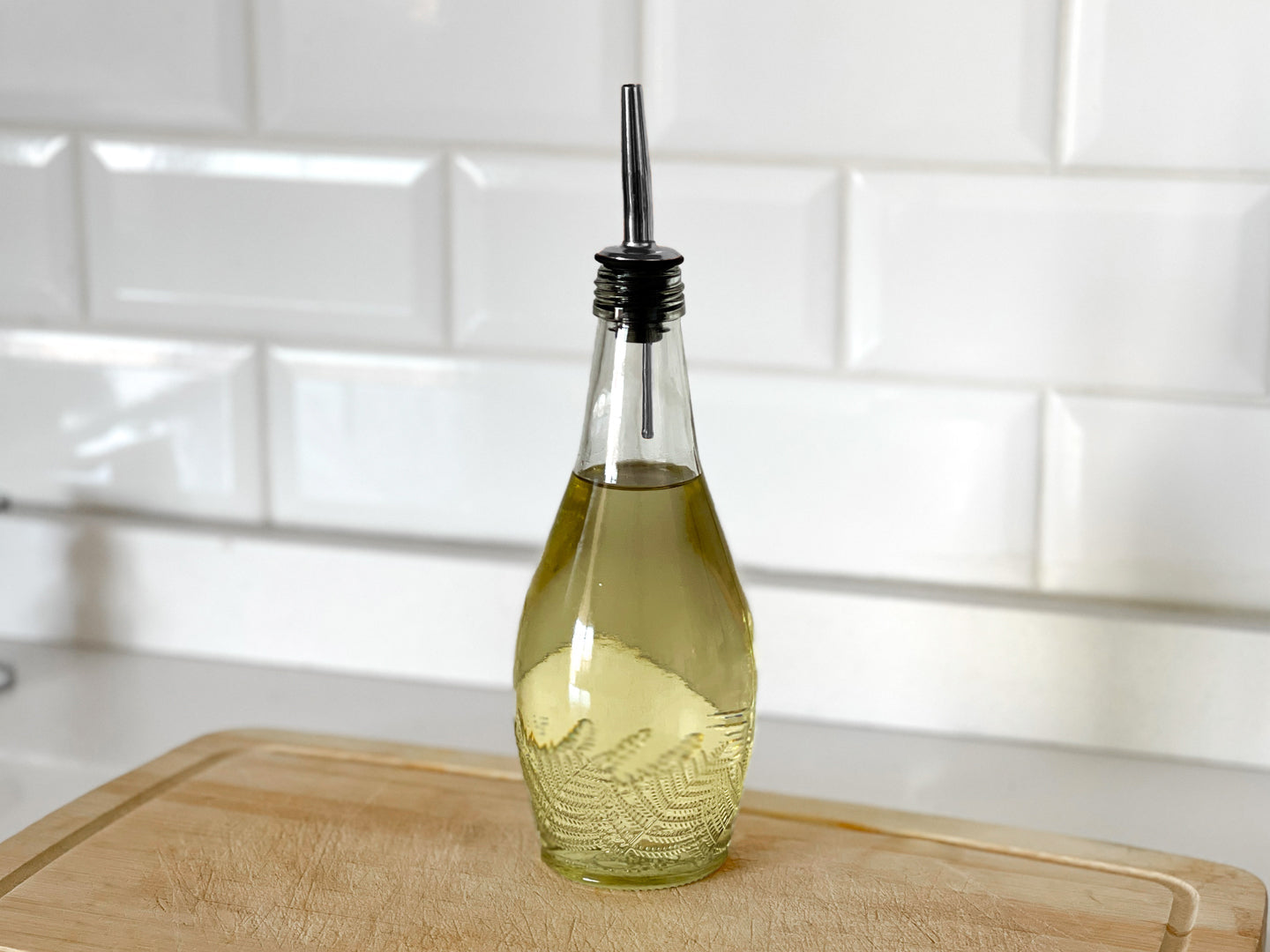 Aceitero Puyehue -  Botella Con Dispensador Acero Inox.